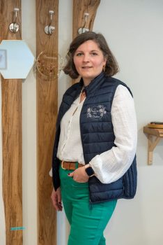 portrait-charline-simon-piau-naturopathe-reflexolgue-cabinet-conde-en-normandie-accueil